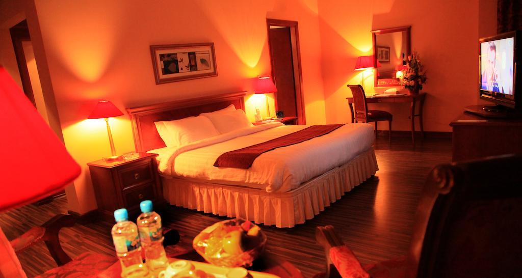 Mirador Hotel Manama Zimmer foto