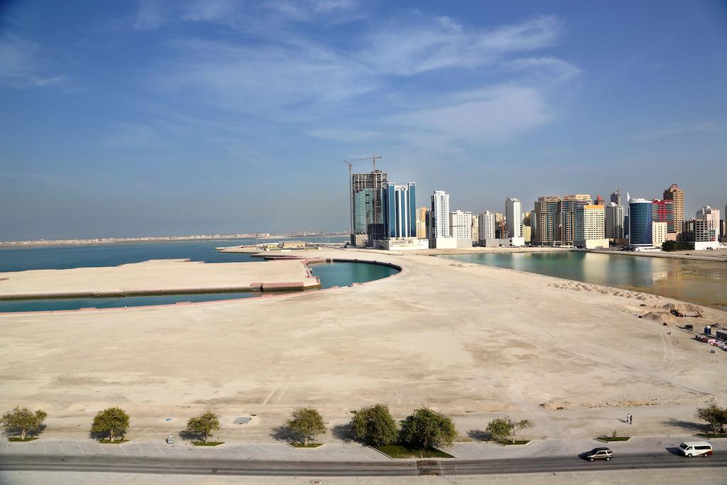 Mirador Hotel Manama Exterior foto